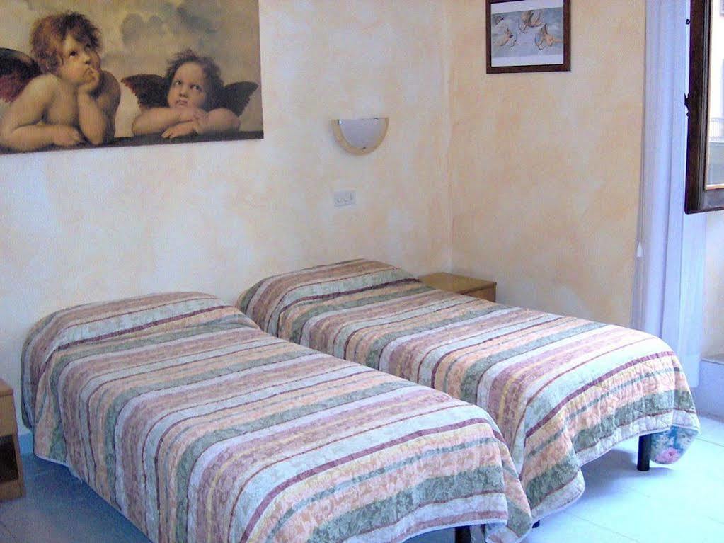 Hotel Brooklyn - Ex Hotel Lombardi Φλωρεντία Εξωτερικό φωτογραφία